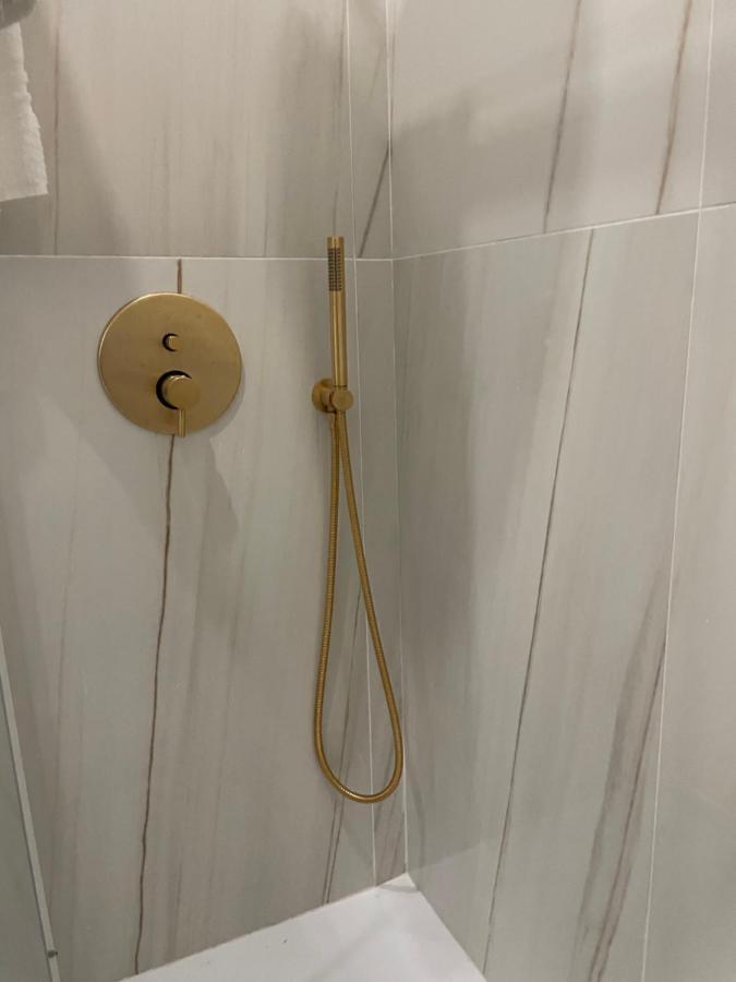 Vectes Home Наполи Екстериор снимка
